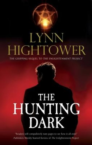Könyv Hunting Dark Lynn Hightower