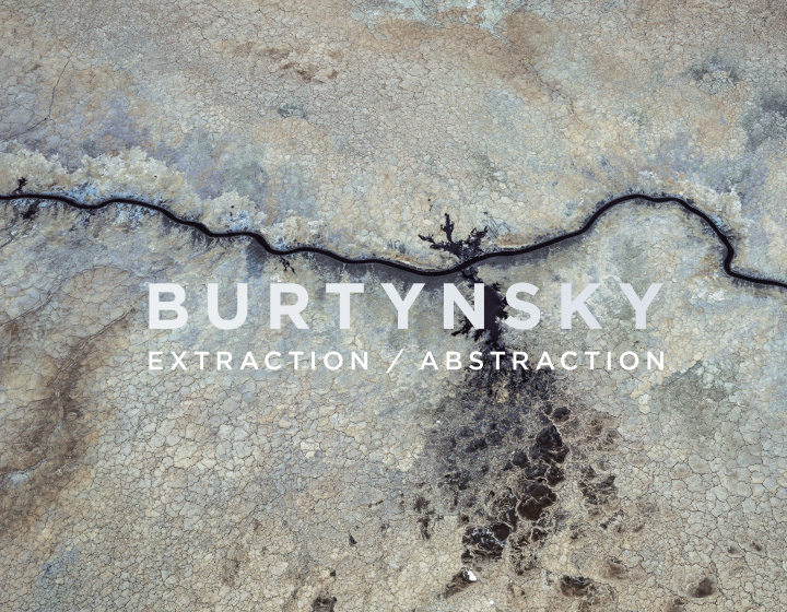 Kniha Edward Burtynsky Extraction/Abstraction /anglais BURTYNSKY EDWARD