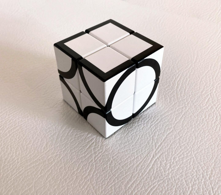 Game/Toy de-design cube Grégoire Murith