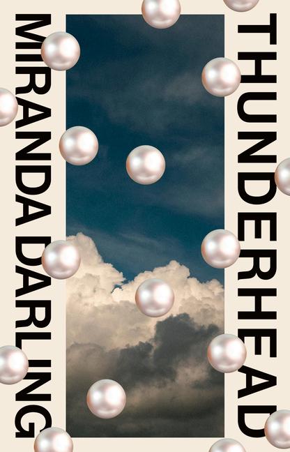 Knjiga Thunderhead 