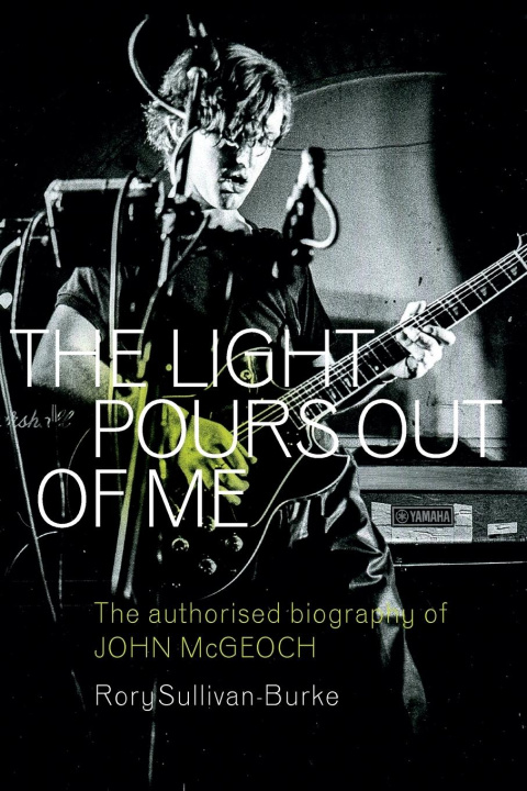 Libro The Light Pours Out of Me 