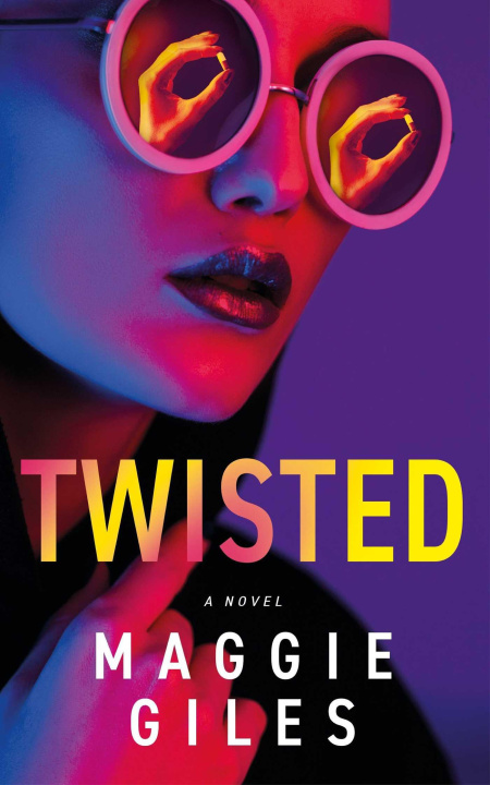 Knjiga TWISTED GILES MAGGIE