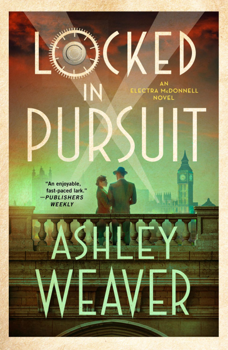 Βιβλίο LOCKED IN PURSUIT WEAVER ASHLEY