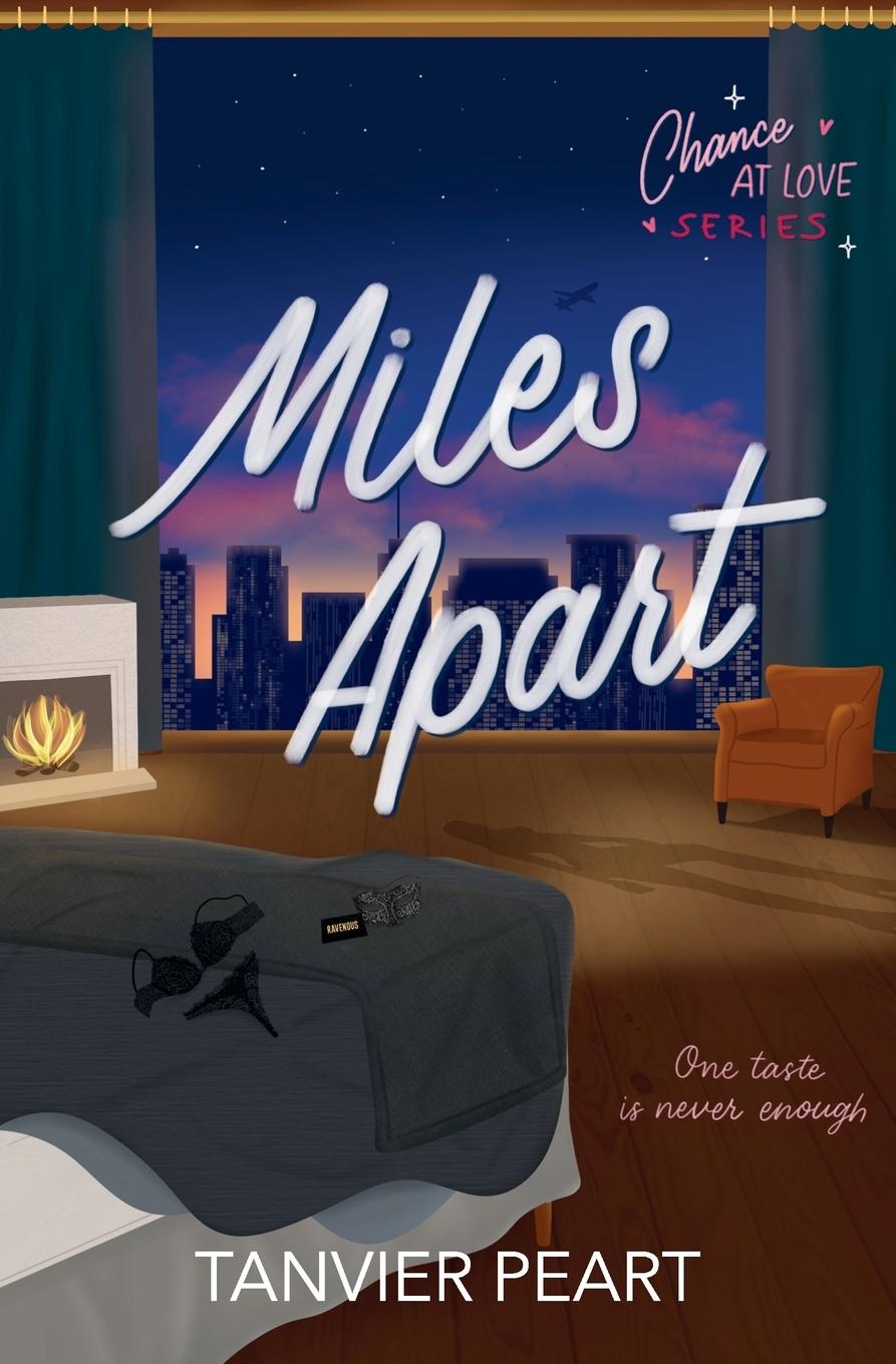 Boek Miles Apart Tanvier Peart