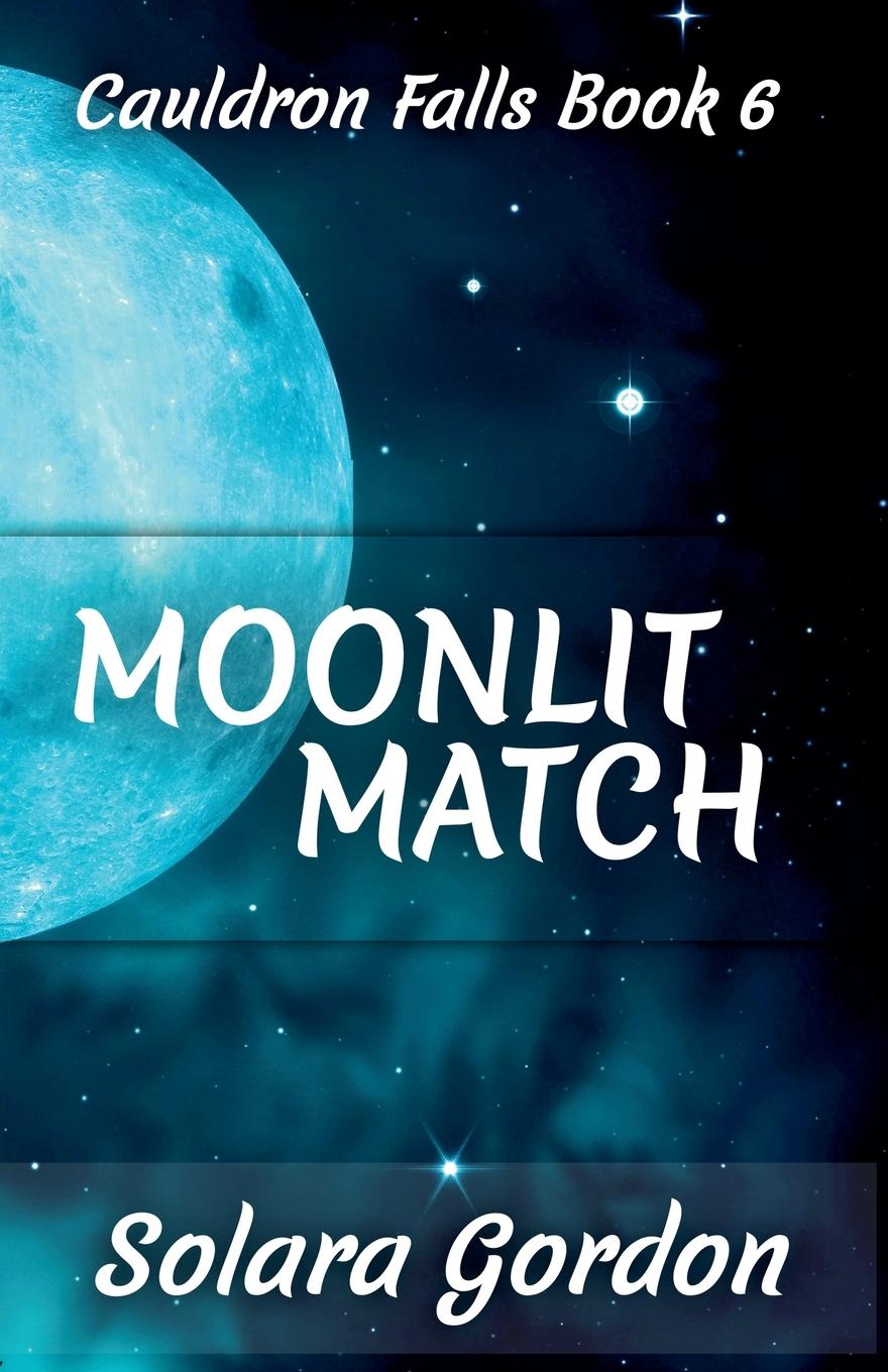 Kniha Moonlit Match Solara Gordon
