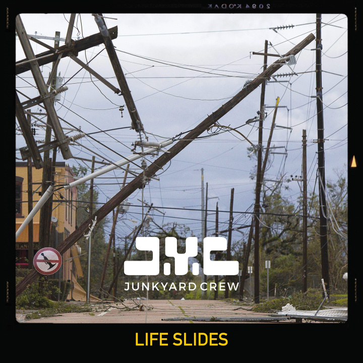 Audio LIFE SLIDES CREW