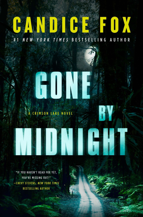 Knjiga Gone by Midnight 