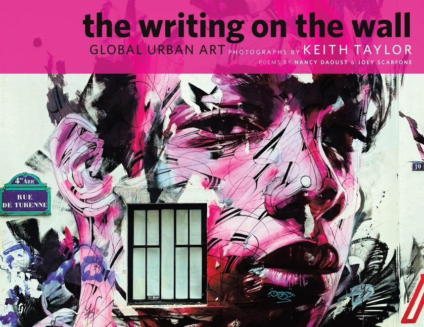 Boek The Writing on the Wall Nancy Daoust