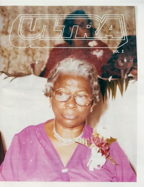 Kniha ULTRA, Vol. 1 Charles Hall