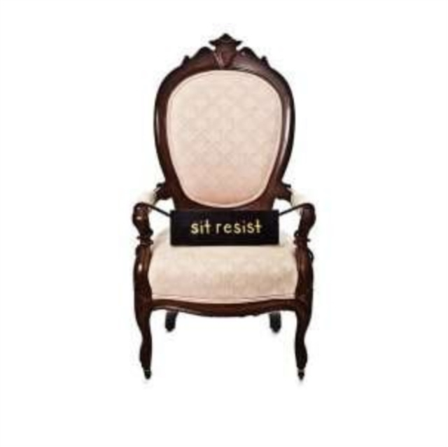 Audio Sit resist Laura Stevenson