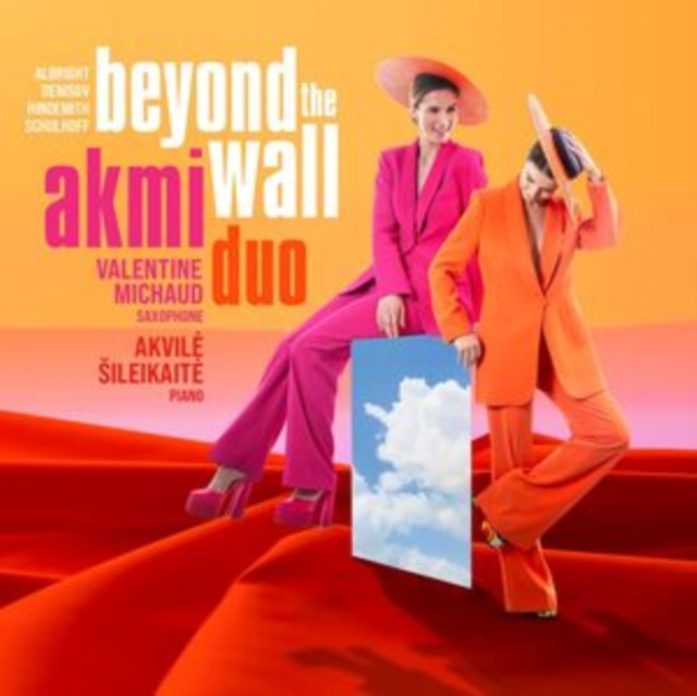 Audio AkMi Duo: Beyond the Wall 
