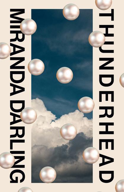Kniha Thunderhead 