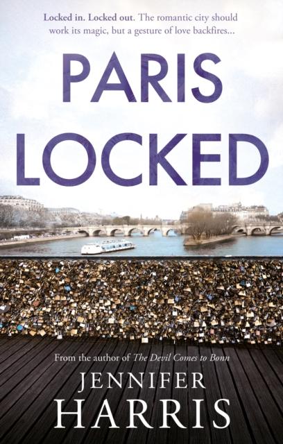Kniha Paris Locked Jennifer Harris