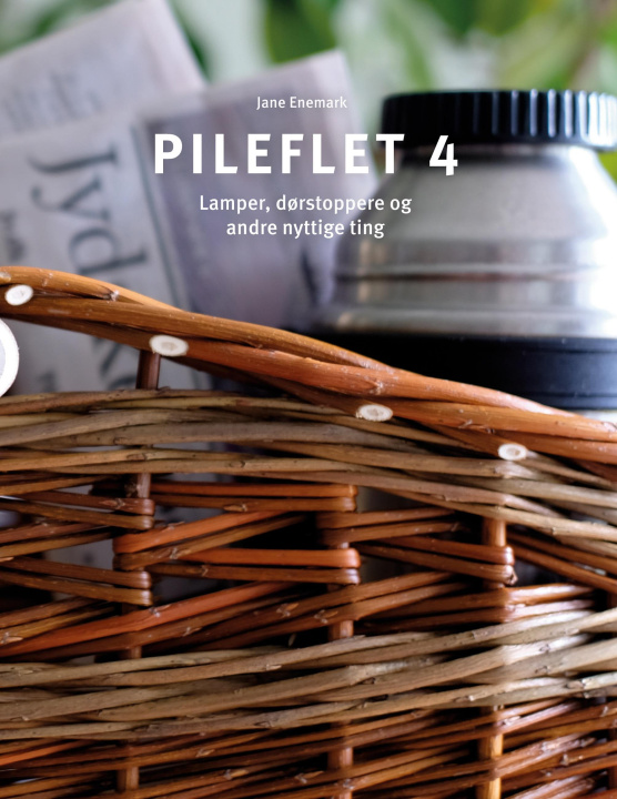 Book Pileflet 4 