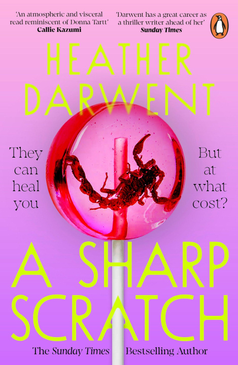Książka A Sharp Scratch Heather Darwent
