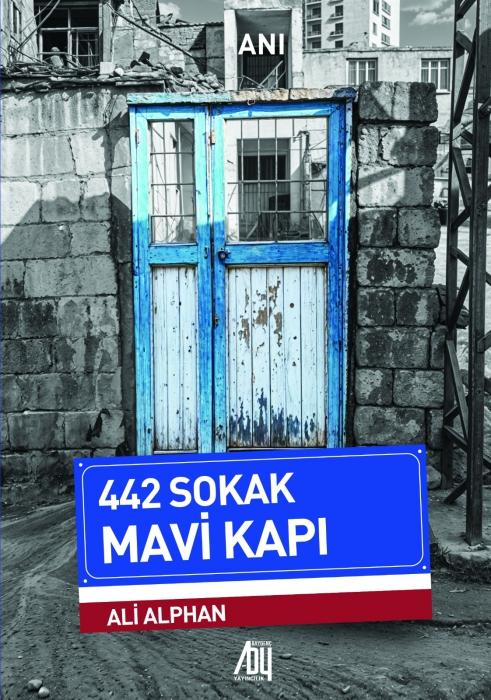 Kniha 442 Sokak Mavi Kapi 