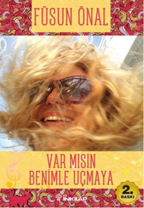 Kniha Var Misin Benimle Ucmaya 
