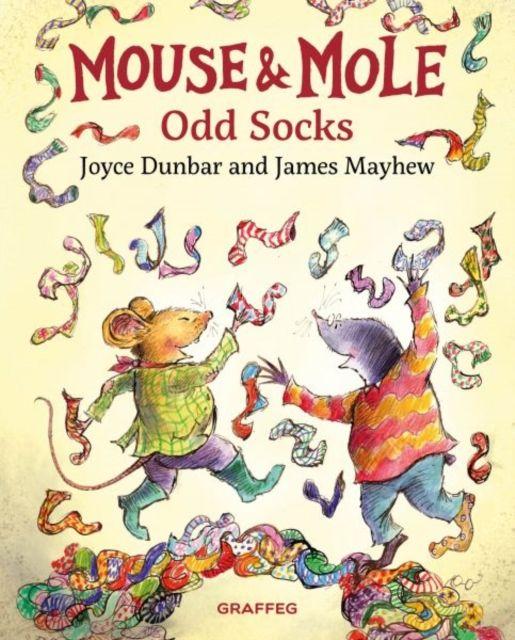 Knjiga Mouse and Mole: Odd Socks James Mayhew