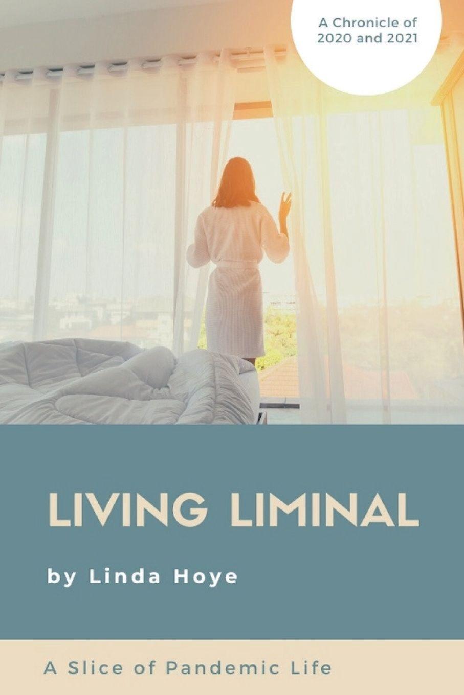 Kniha Living Liminal Linda Hoye