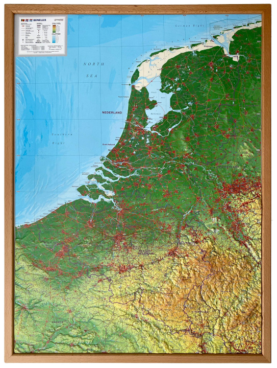 Drucksachen Relief Belelux 1:700.000 mit Naturholzrahmen Mario Engelhardt