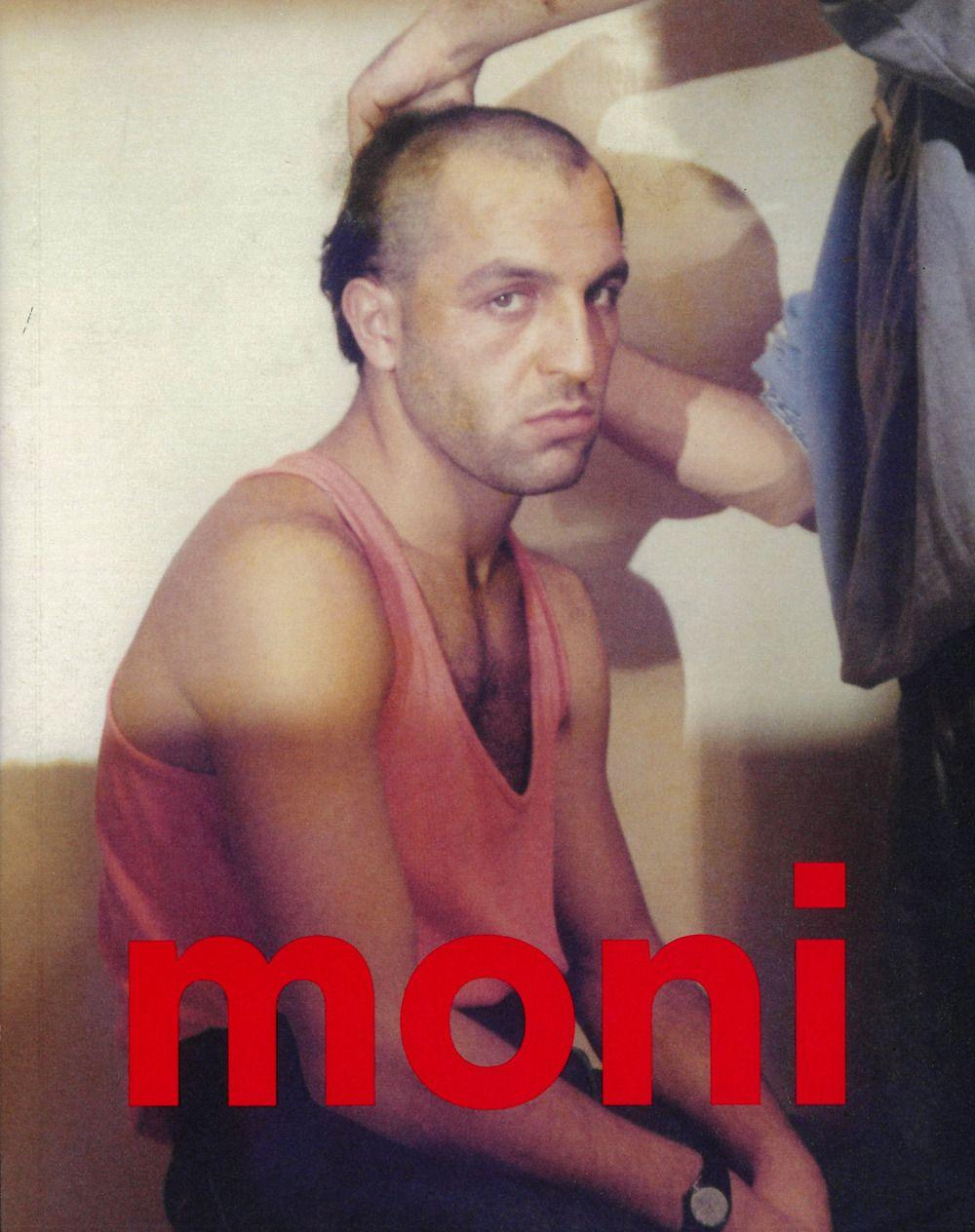 Kniha Moni 