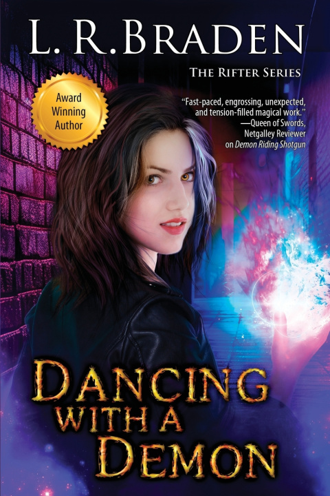 Kniha Dancing with a Demon L. R. Braden