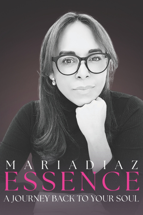 Kniha ESSENCE Maria Diaz