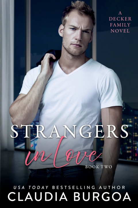 Книга Strangers in Love Claudia Burgoa