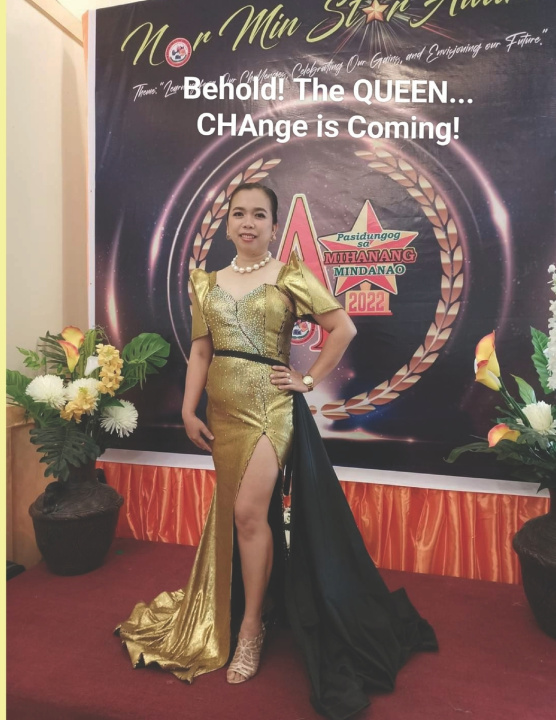 Książka Behold the Queen... CHAnge is Coming! Sitti Arabia Mandi Devera