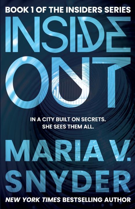 Kniha Inside Out Snyder