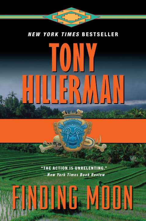 Könyv Finding Moon HILLERMAN TONY