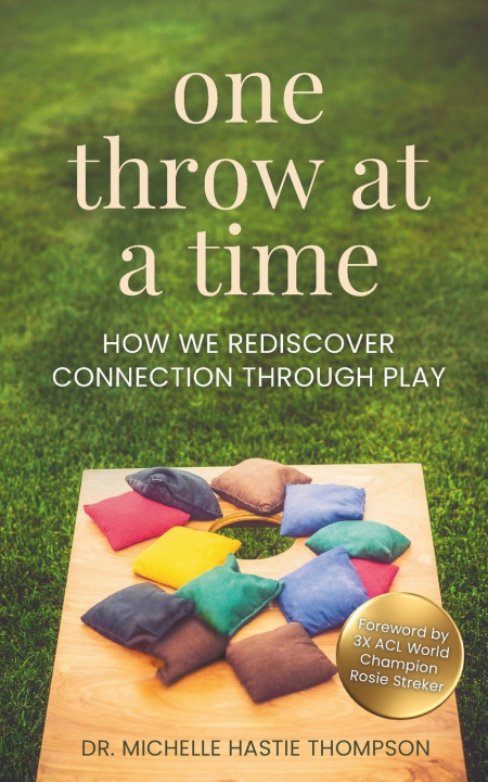 Kniha One Throw at a Time Michelle Hastie Thompson