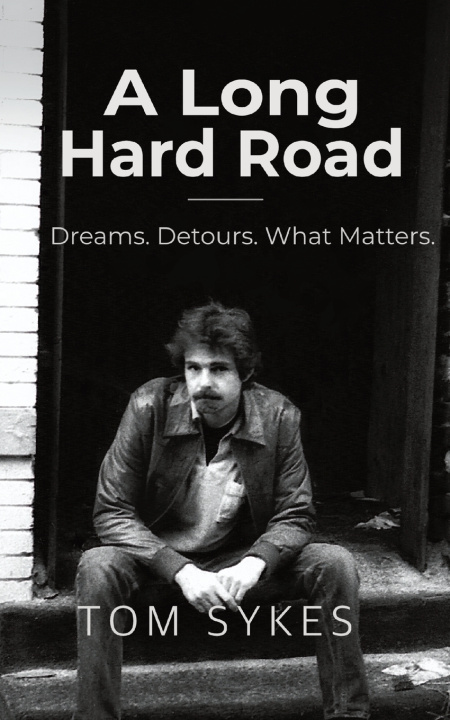 Boek A Long Hard Road Tom Sykes