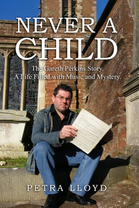 Kniha Never a Child Petra Lloyd