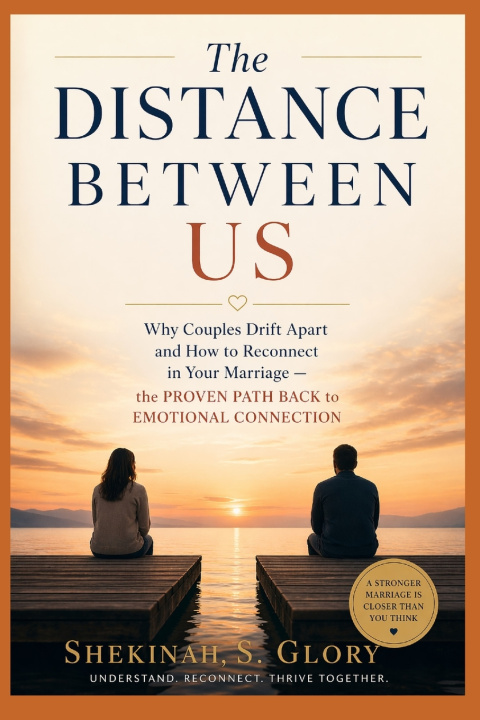 Книга The Distance Between Us Shekinah Glory Shield
