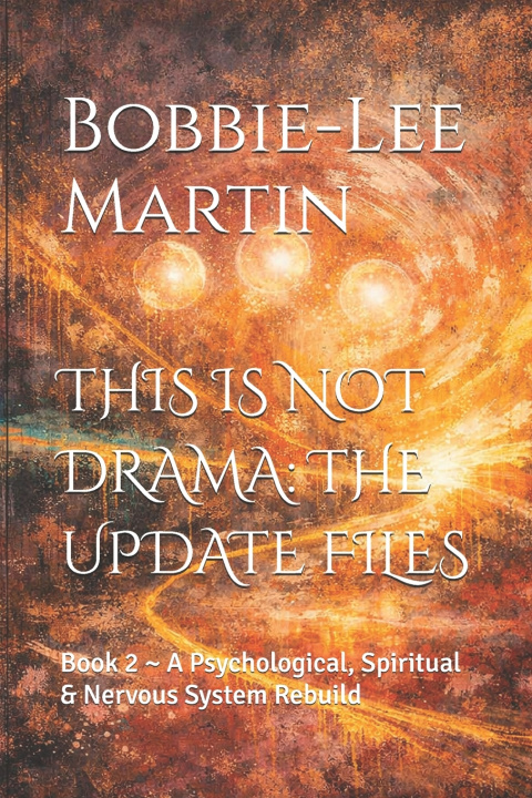 Книга THIS IS NOT DRAMA Bobbie-Lee Martin