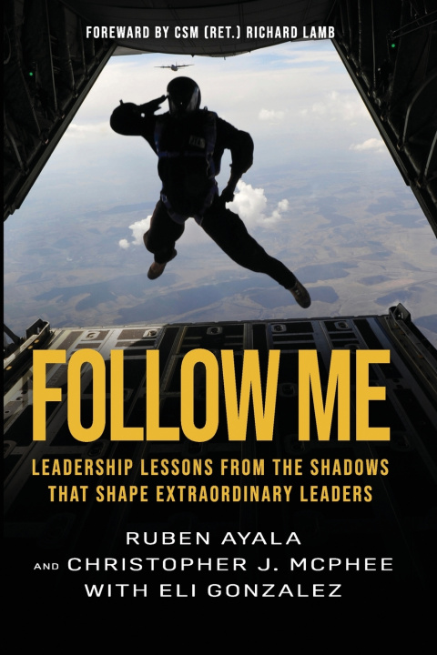 Книга Follow Me Chris McPhee