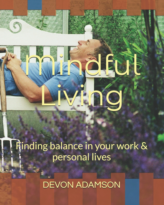 Buch Mindful Living DEVON ADAMSON