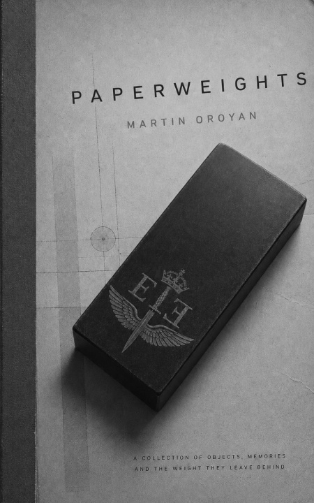 Книга Paperweights MARTIN OROYAN