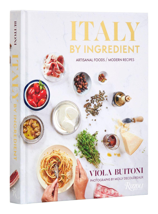 Книга Italy by Ingredient Molly Decoudreaux
